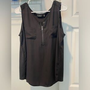 Black tank top. Size XL.